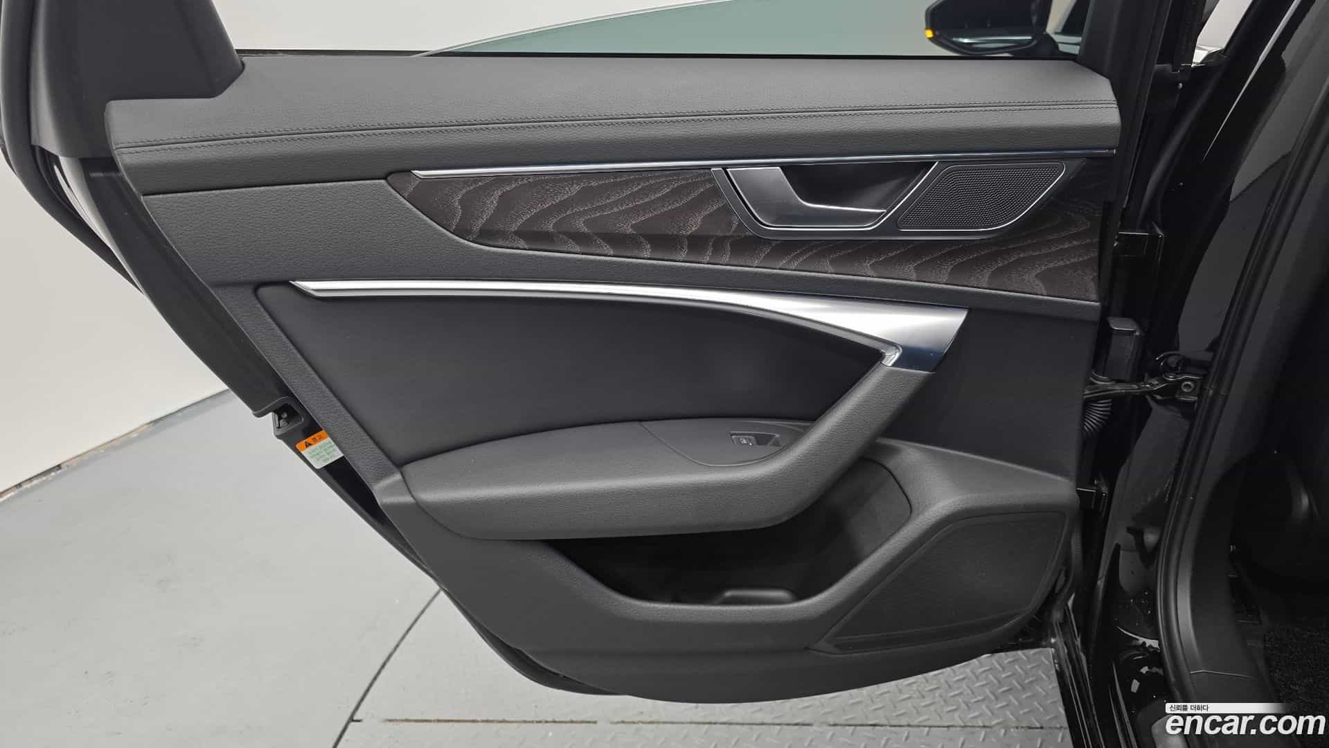A6 Audi 2022.3-INNER-035