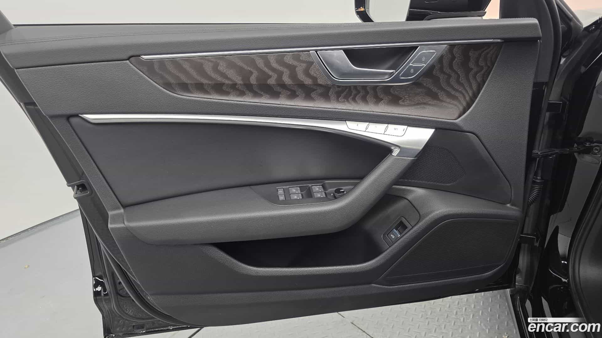 A6 Audi 2022.3-OPTION-040