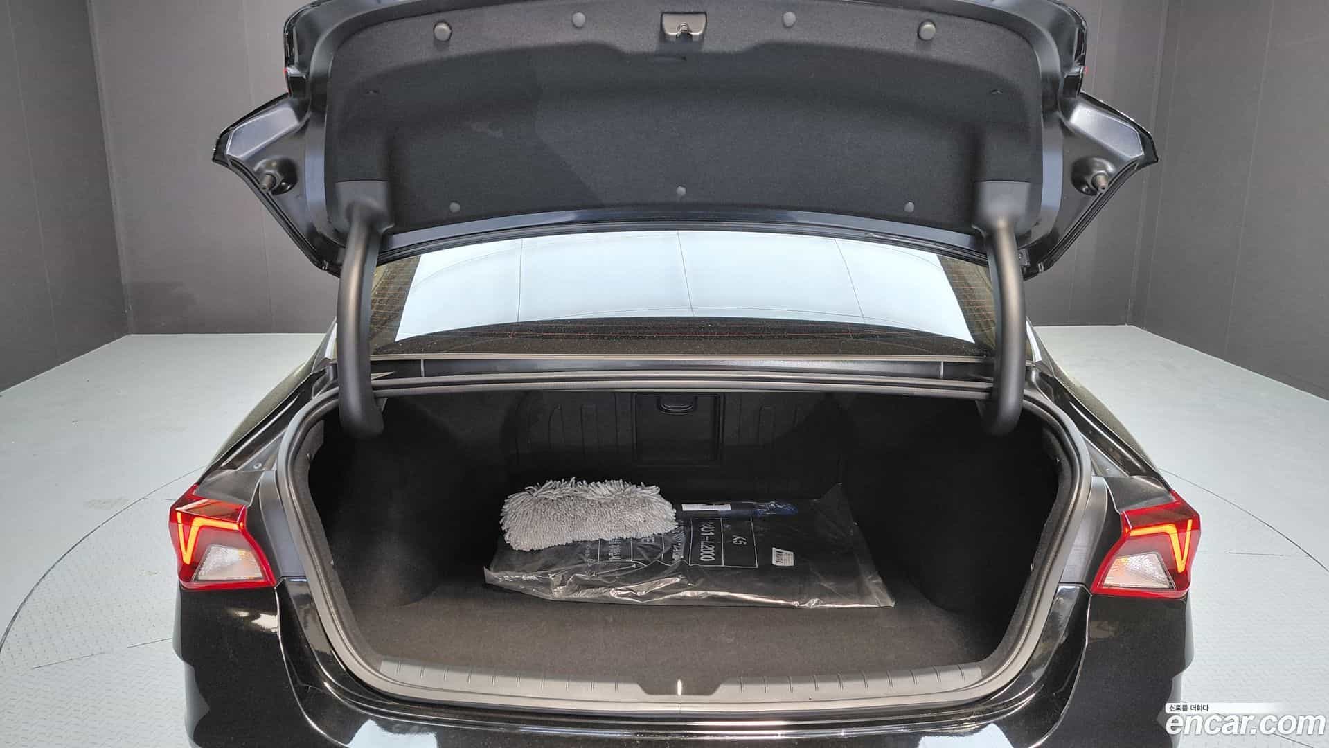 K5 Kia 2023.3-OPTION-024