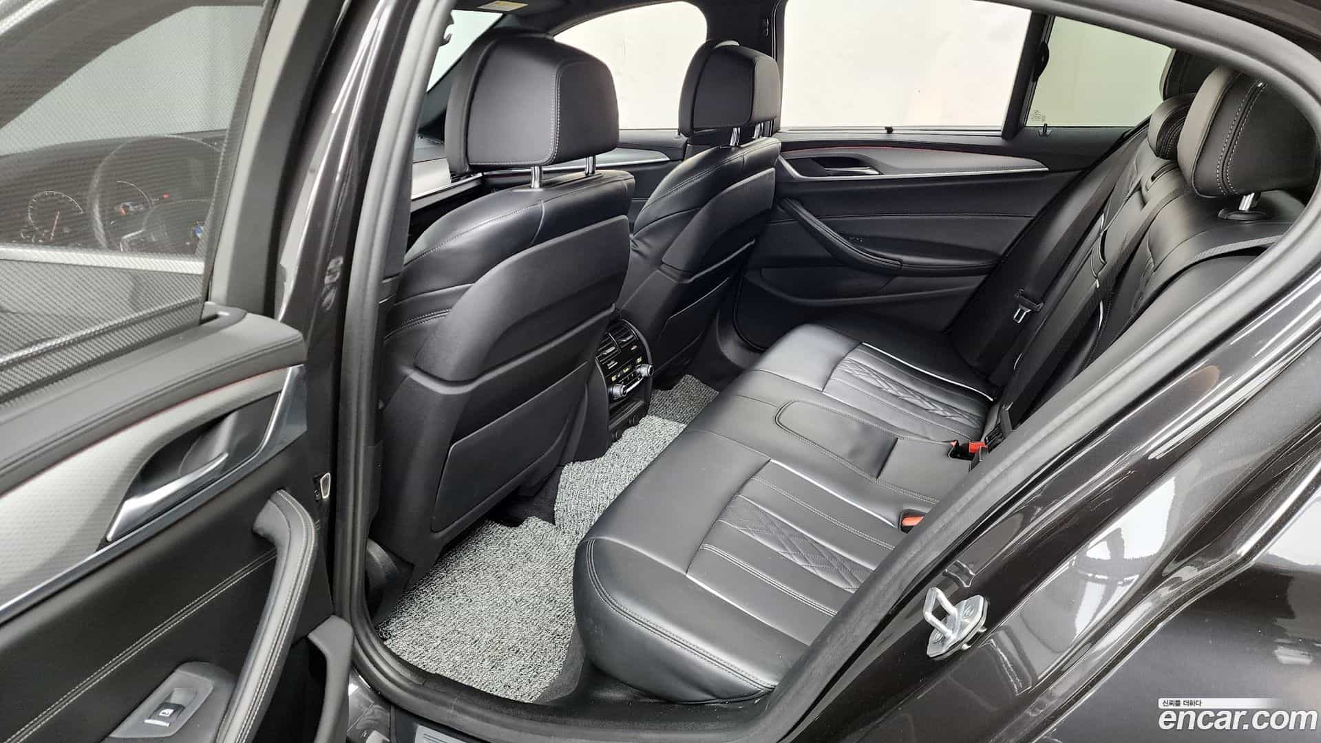 5-Series BMW 2018.7-OPTION-016