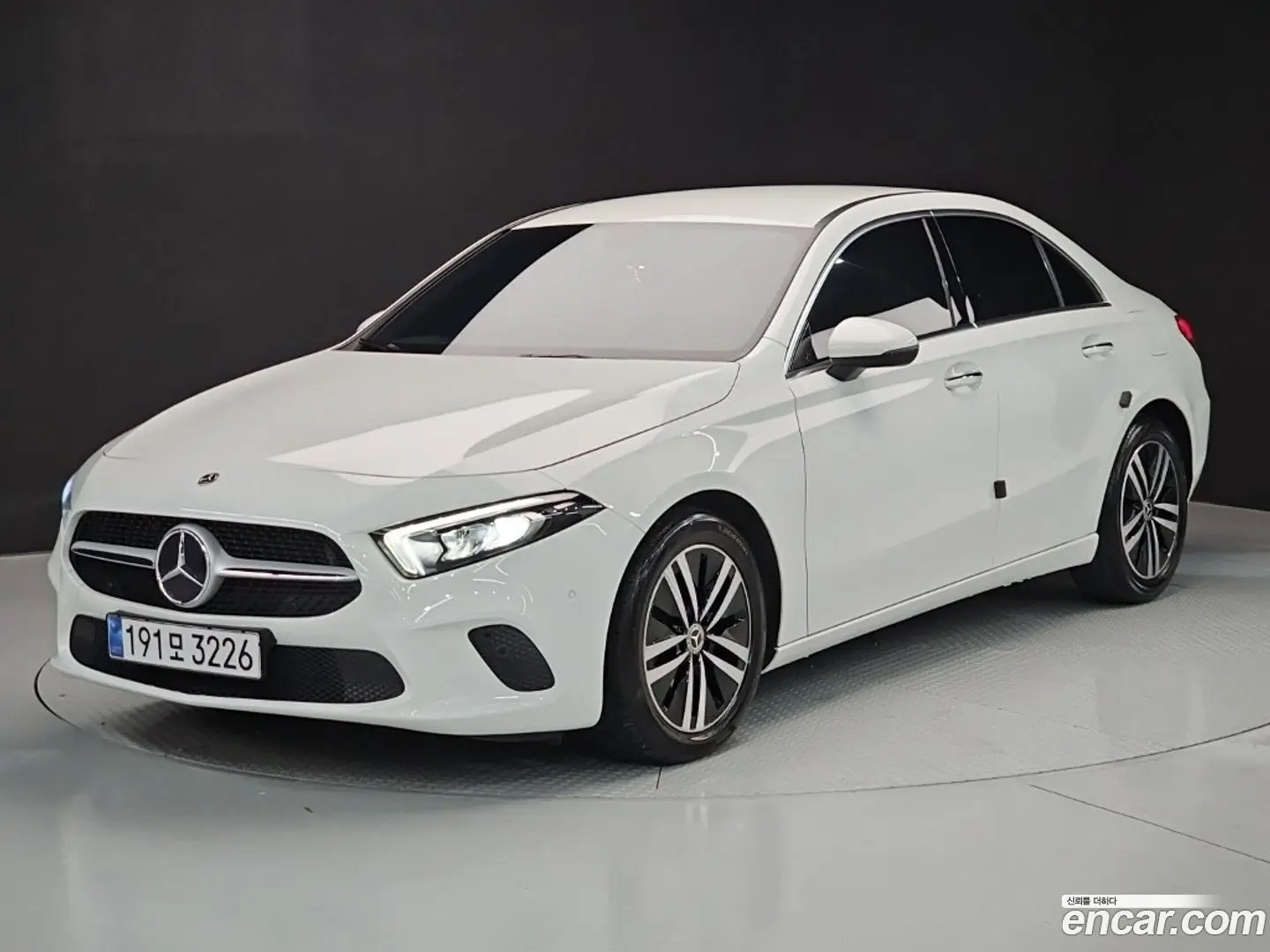 Main__Slider__Photo:A-Class Mercedes-Benz 2021.4-0