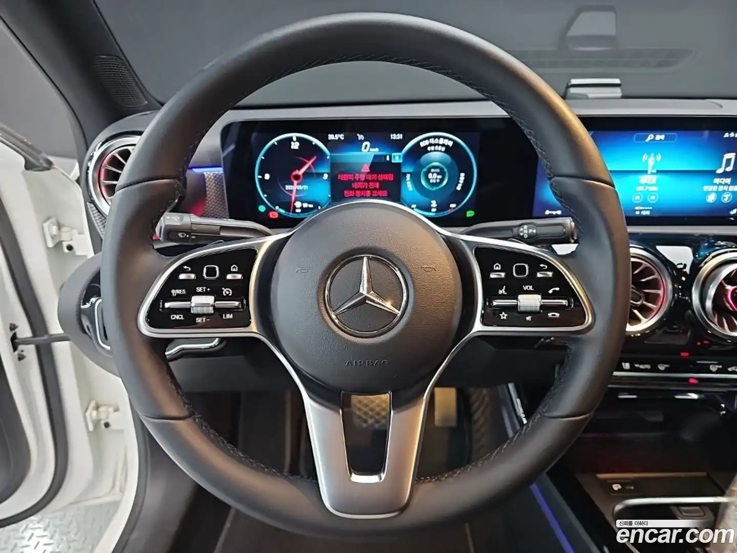A-Class Mercedes-Benz 2021.4-OPTION-015