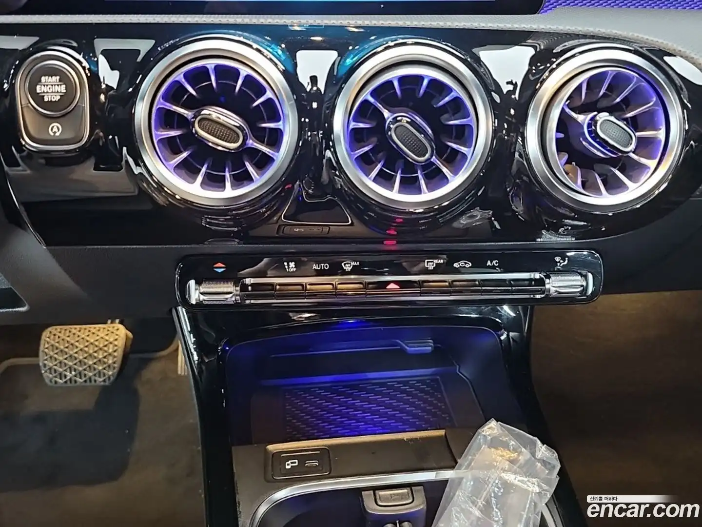 A-Class Mercedes-Benz 2021.4-OPTION-019
