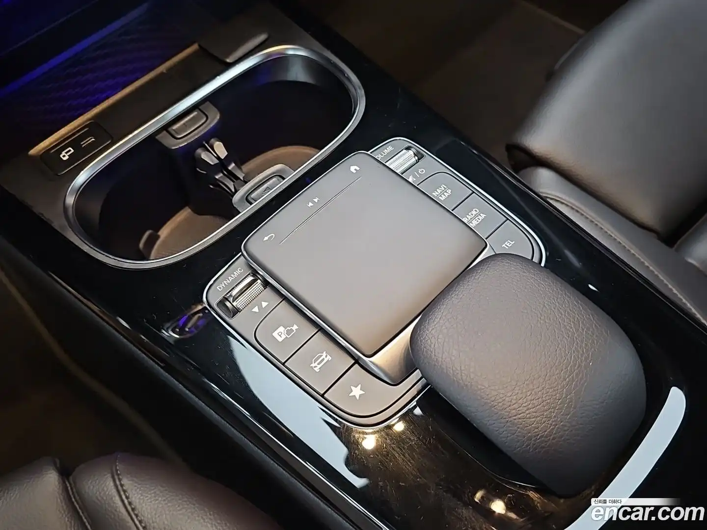 A-Class Mercedes-Benz 2021.4-OPTION-020