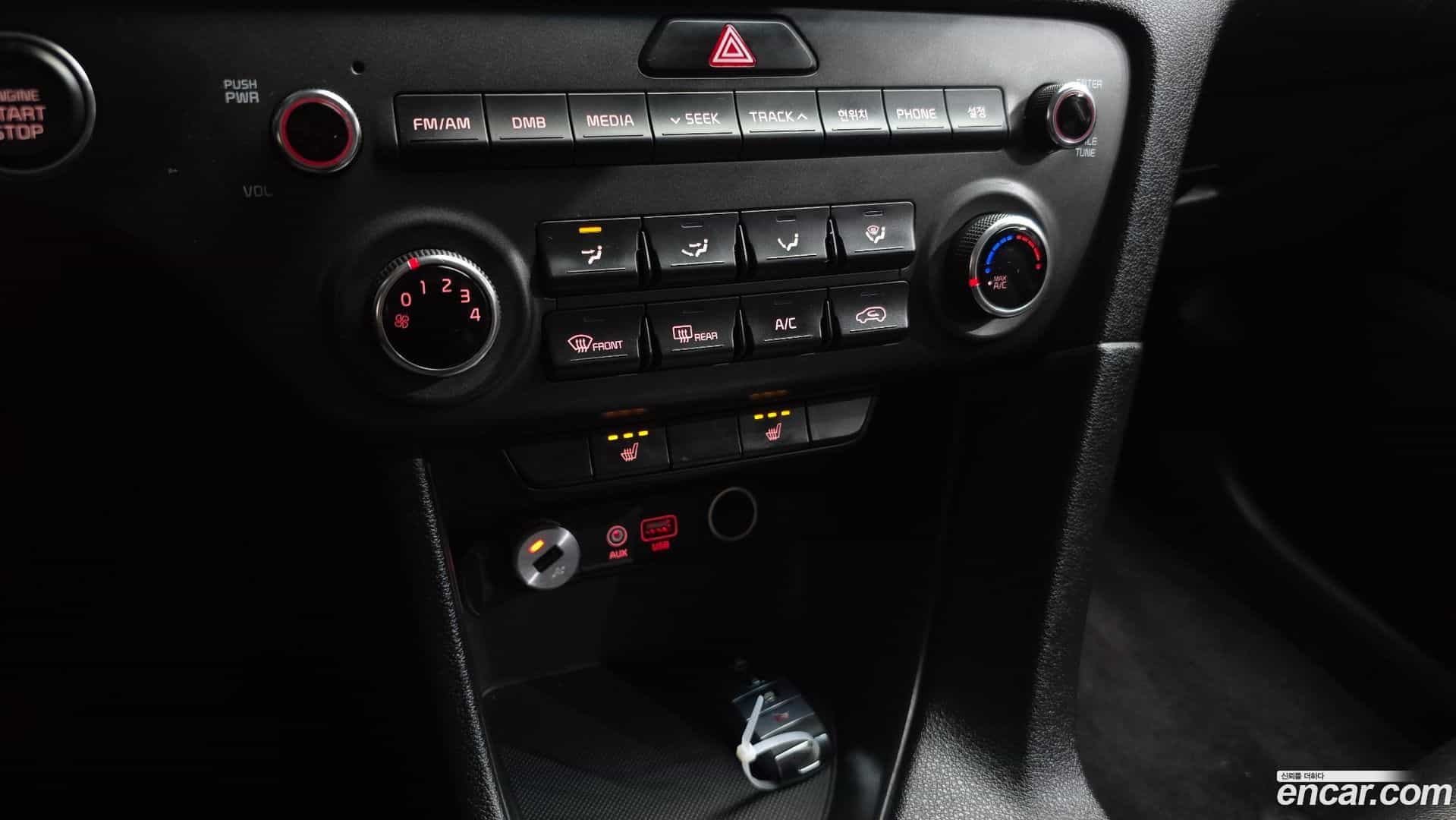 Sportage Kia 2016.5-OPTION-022