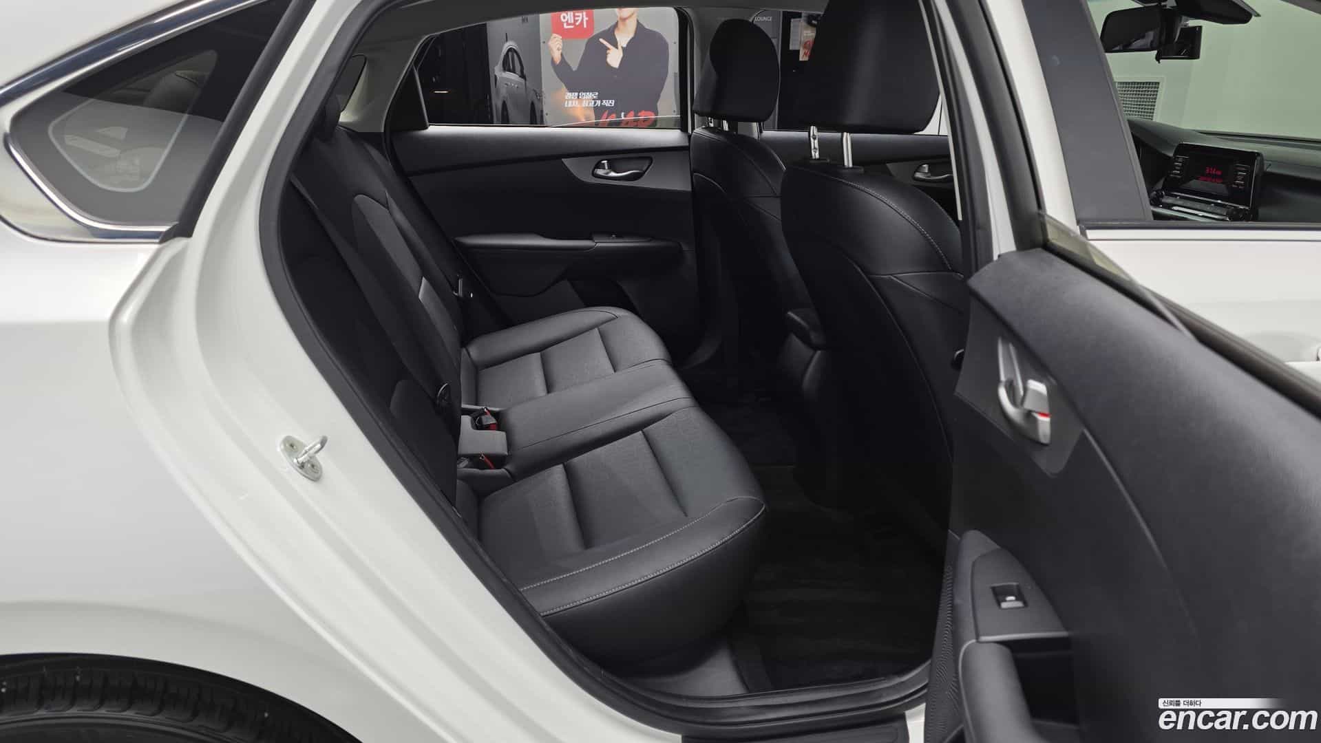 K3 Kia 2020.7-OPTION-016