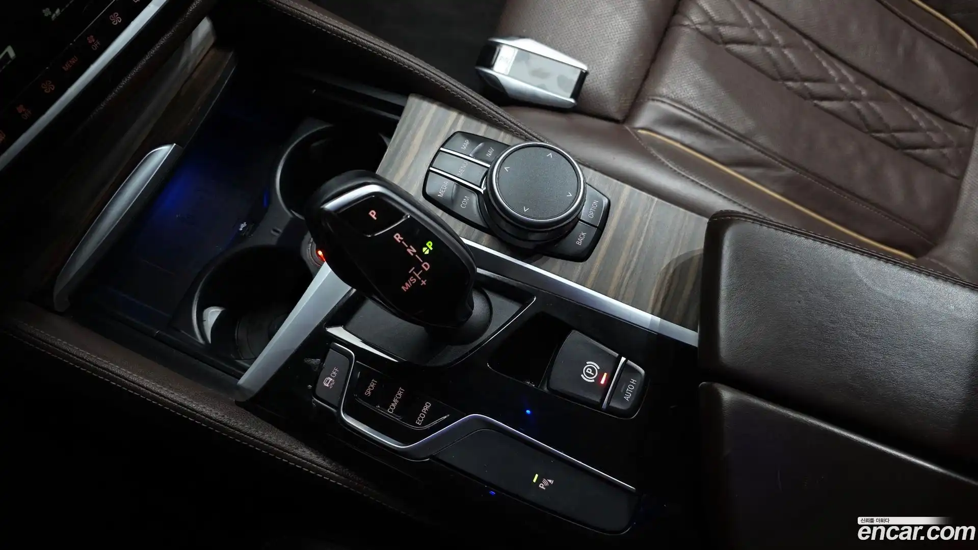 5-Series BMW 2019.11-INNER-009