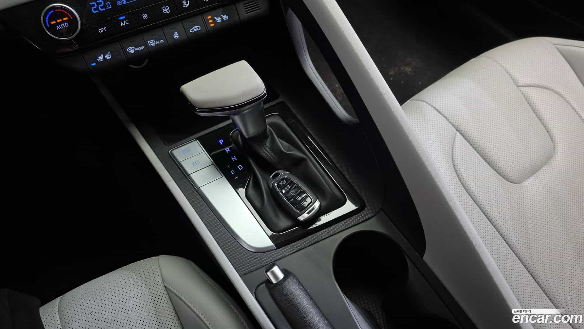 AVANTE Hyundai 2023.0-INNER-009