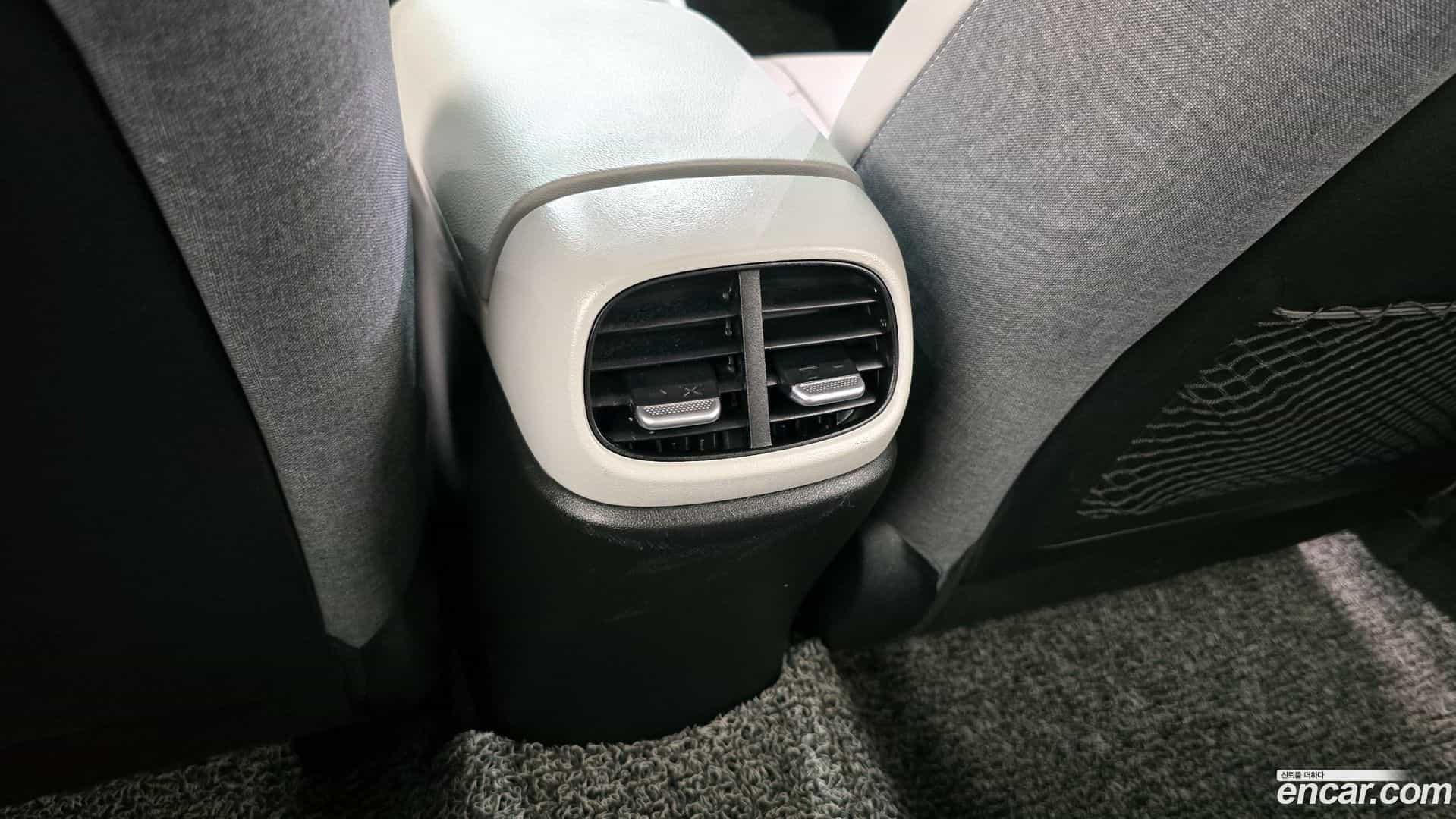 AVANTE Hyundai 2021.0-OPTION-042
