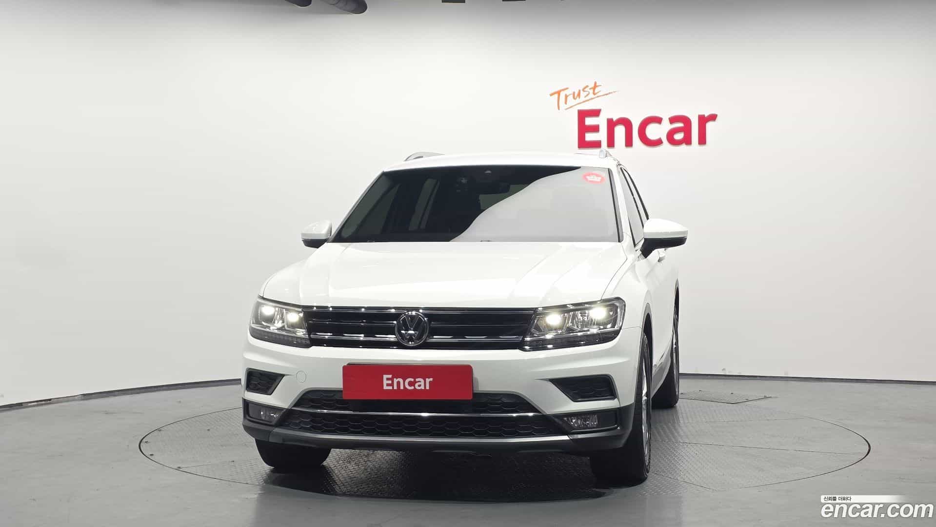 Tiguan Volkswagen 2020.2-OUTER-003