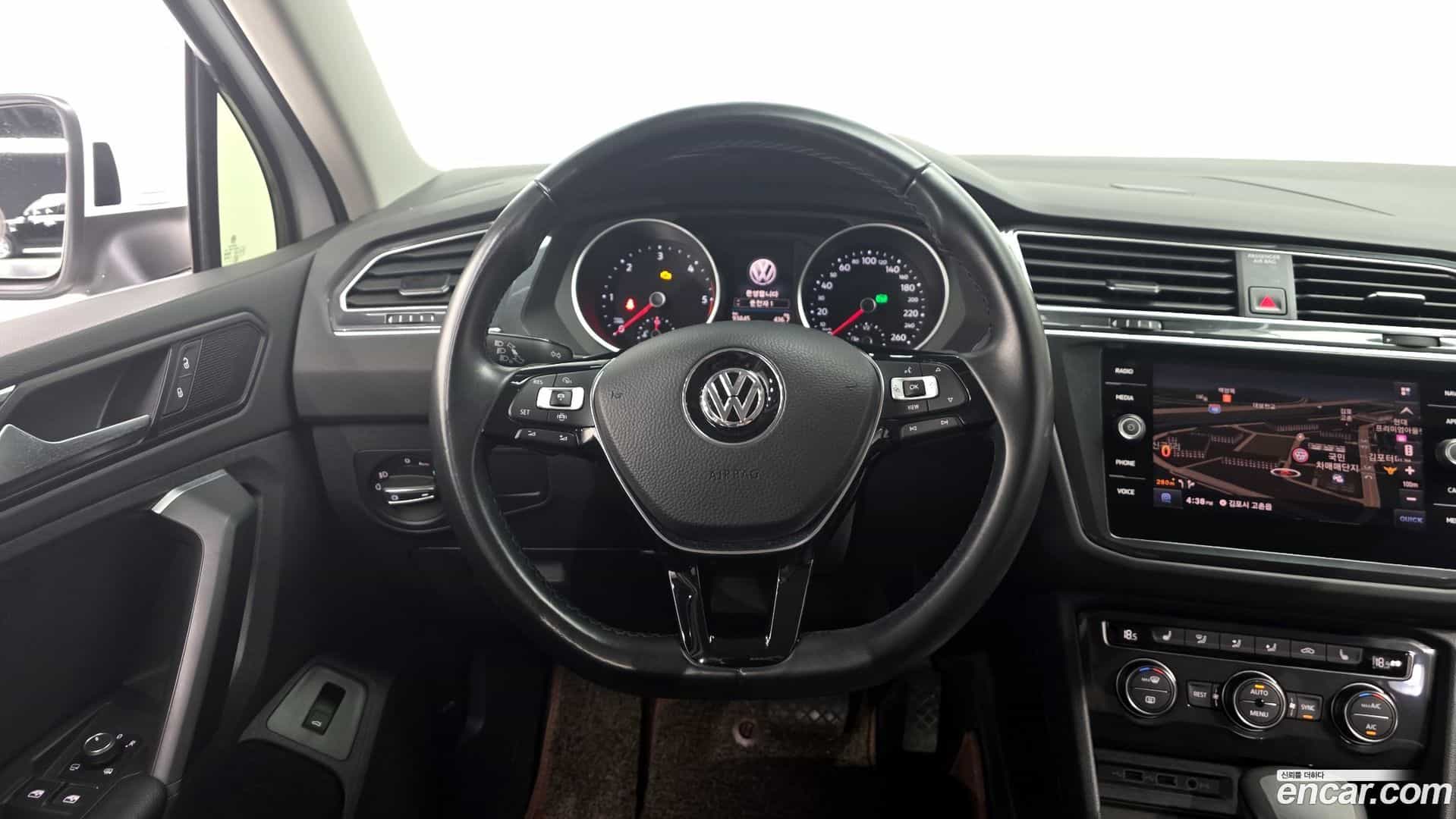 Tiguan Volkswagen 2020.2-OPTION-016