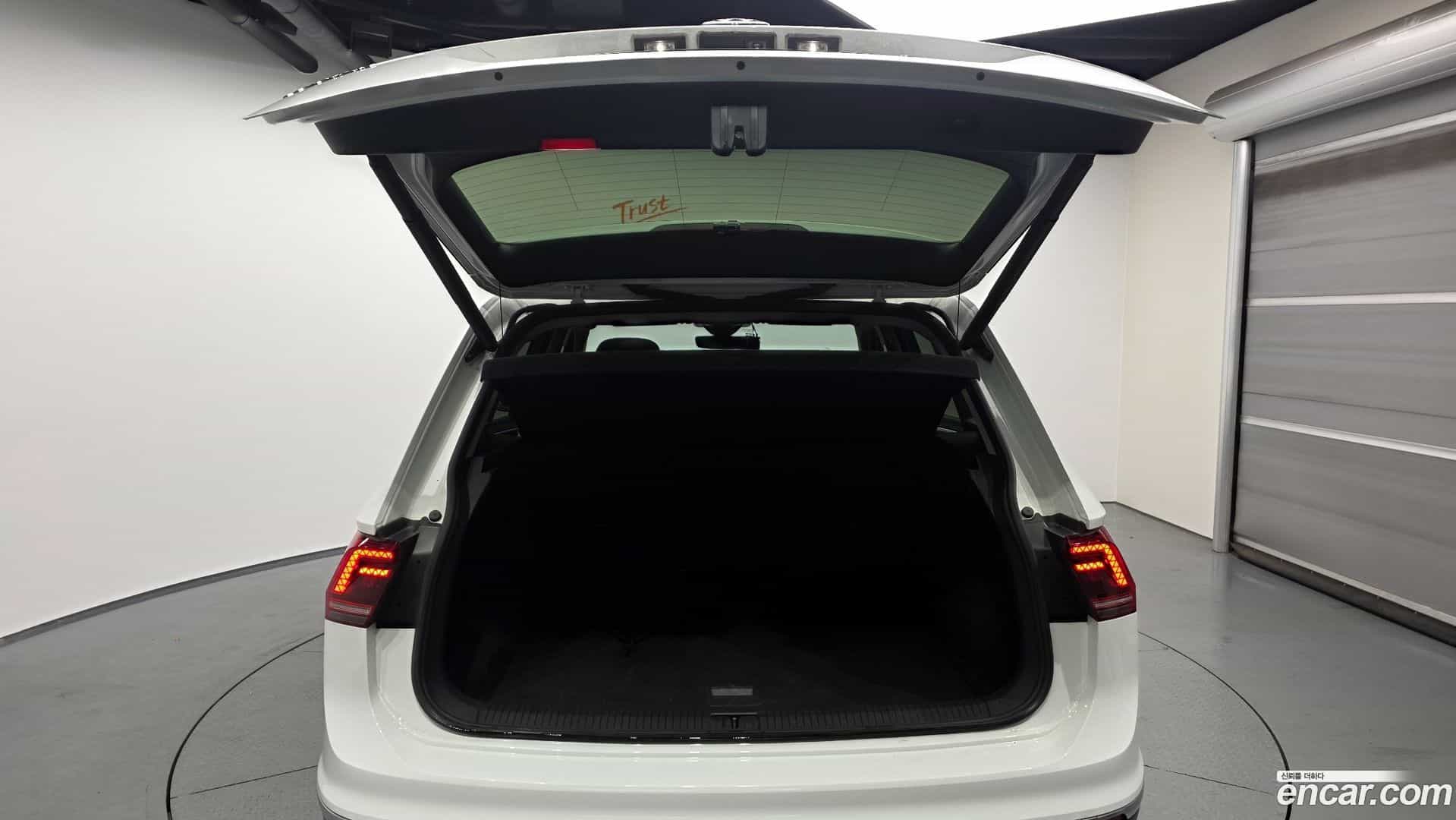 Tiguan Volkswagen 2020.2-OPTION-024