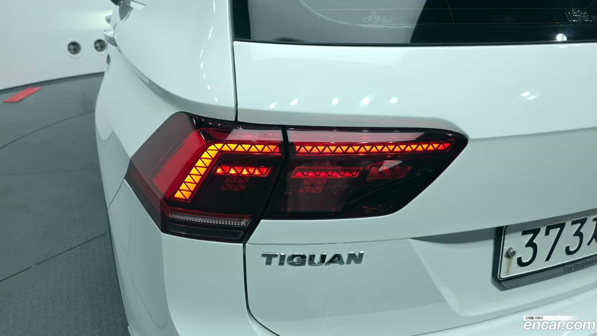 Tiguan Volkswagen 2020.2-OUTER-033