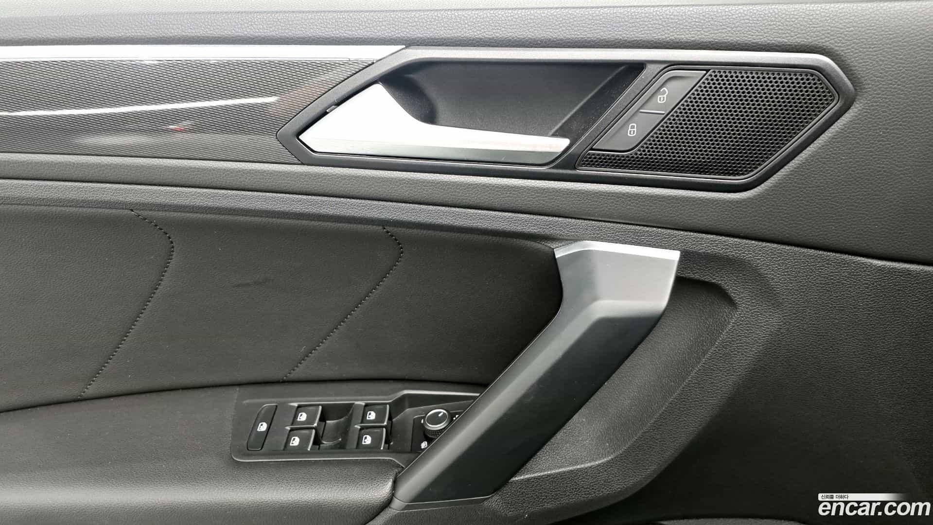 Tiguan Volkswagen 2020.2-OPTION-040