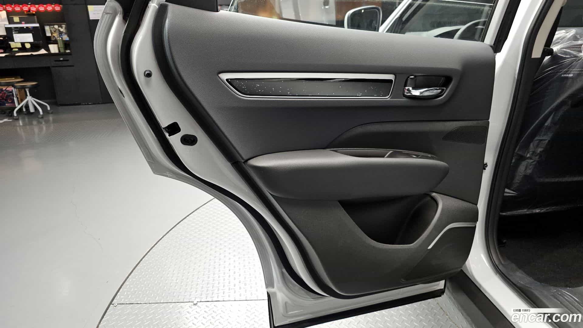 QM6 Renault Korea 2026.0-INNER-035