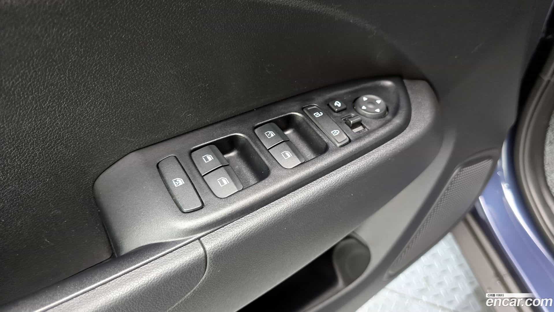 Venue Hyundai 2020.2-OPTION-017