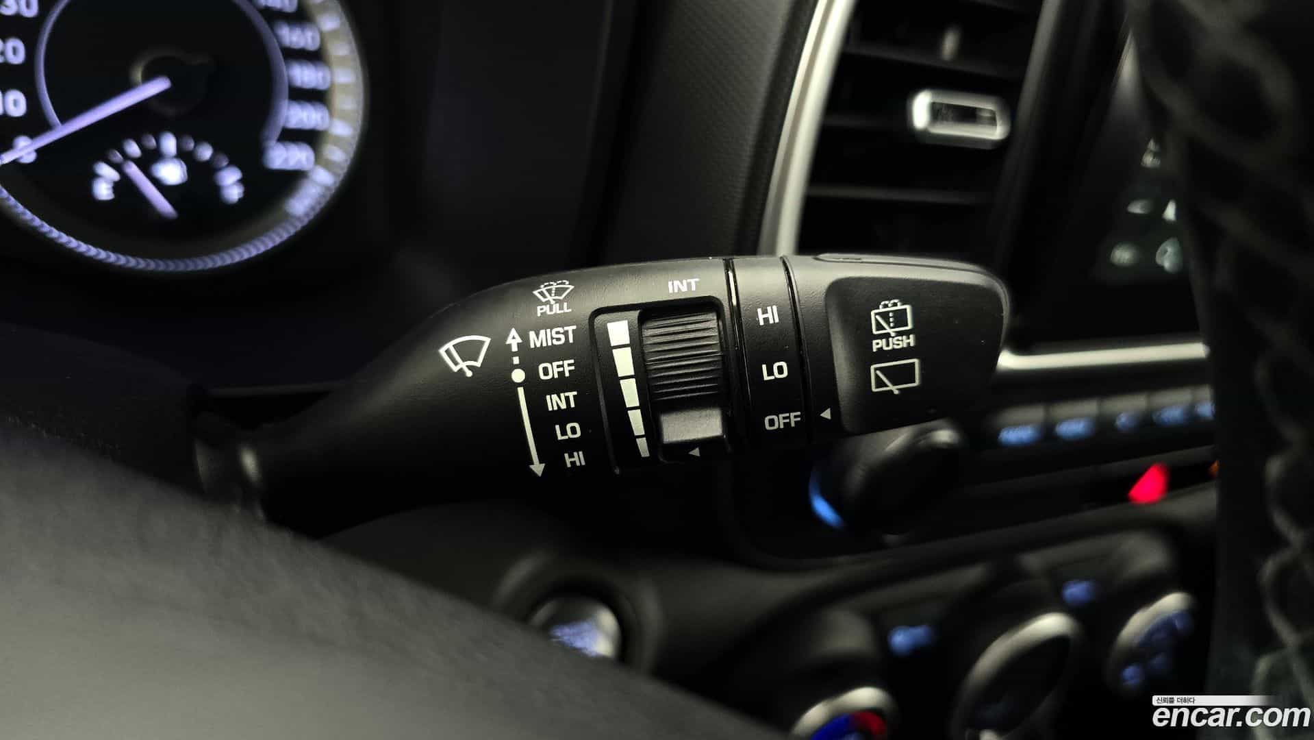 Venue Hyundai 2020.2-OPTION-020