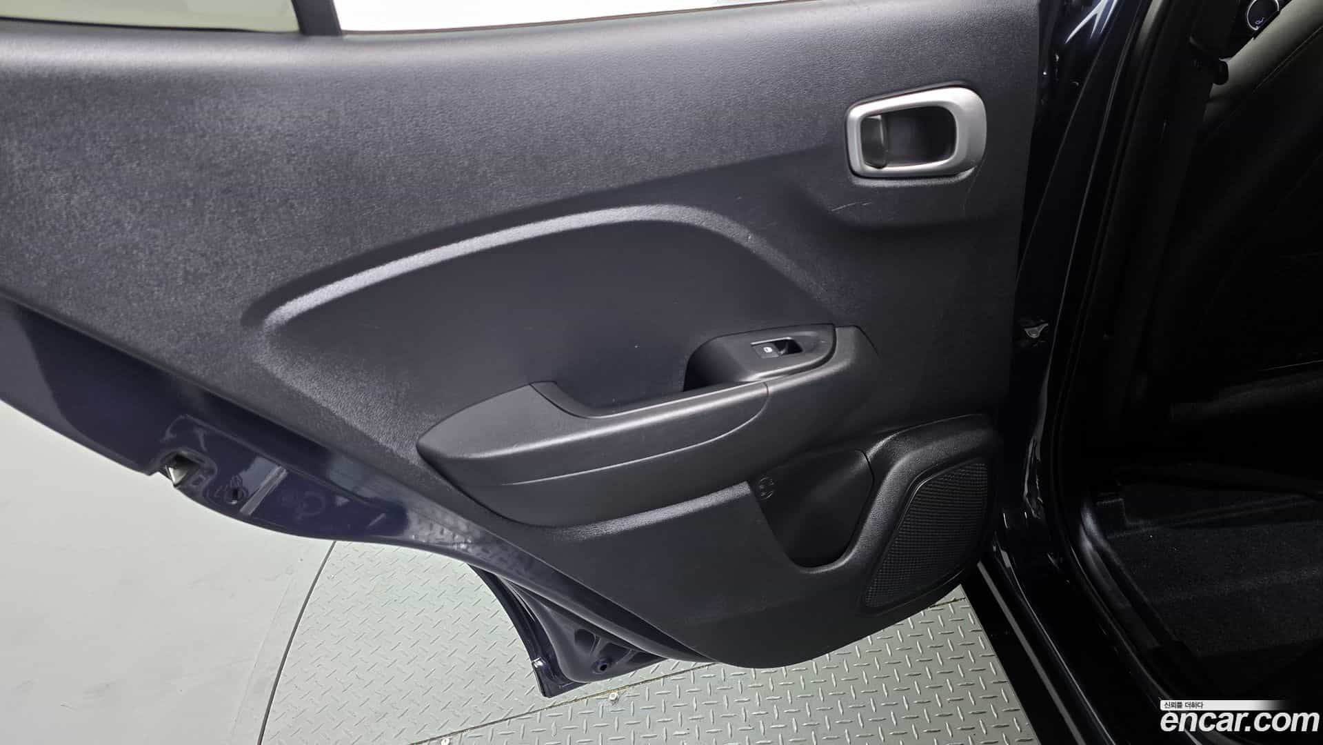 Venue Hyundai 2020.2-INNER-035