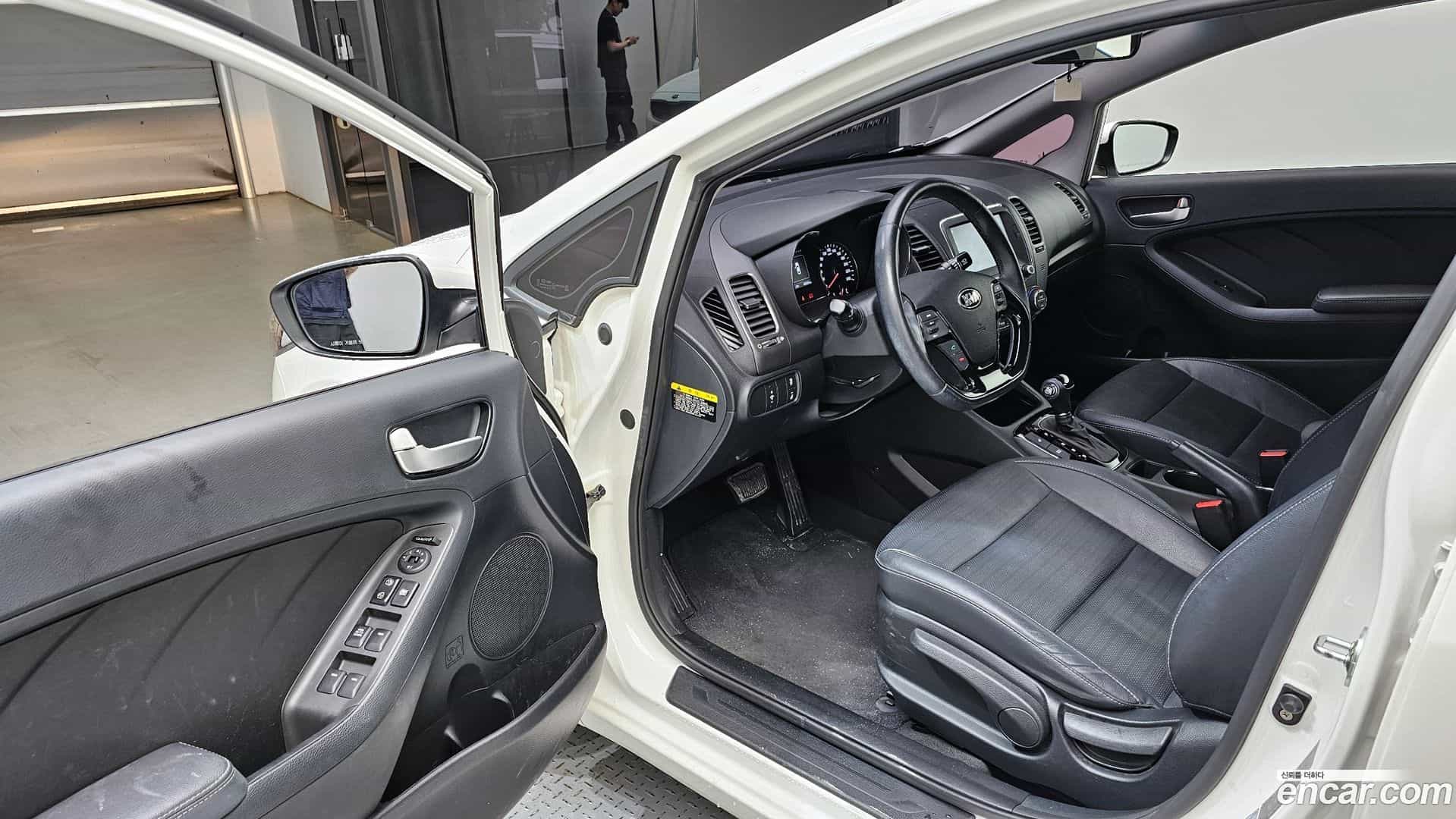 K3 Kia 2017.6-INNER-010