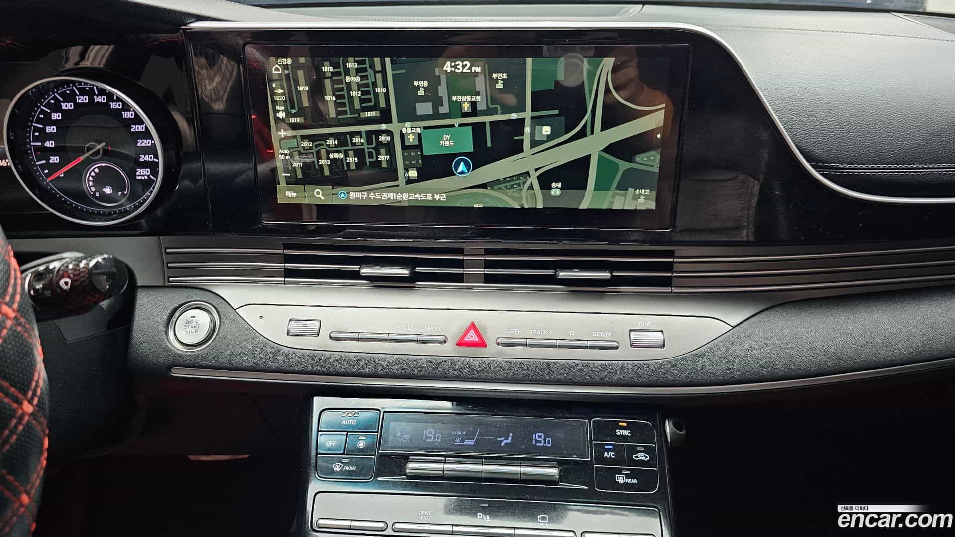 Grandeur Hyundai 2020.3-OPTION-018