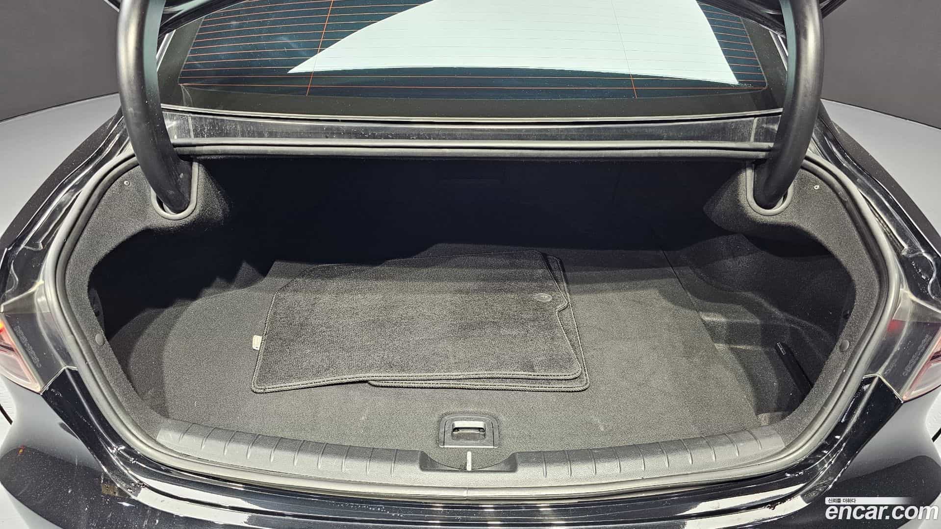 Grandeur Hyundai 2020.3-OPTION-024