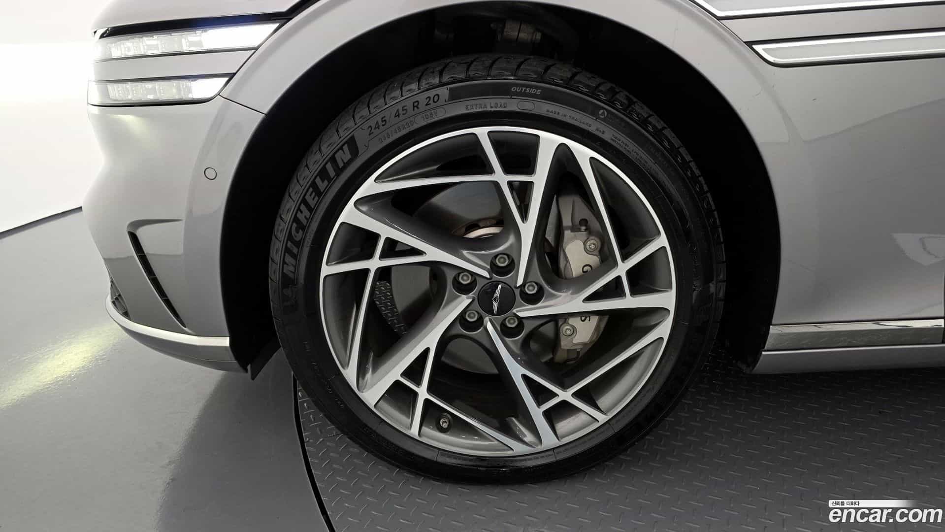 G90 Genesis 2022.5-OUTER-005