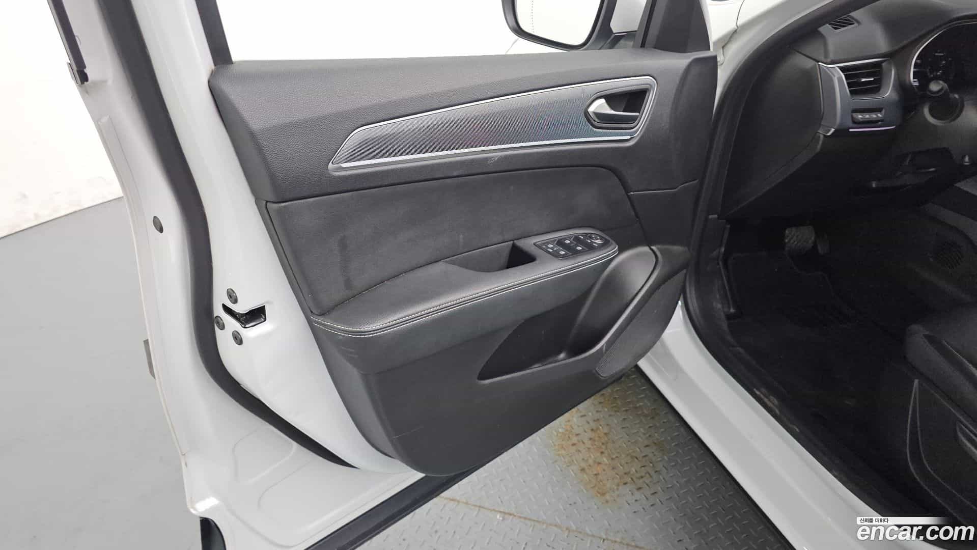 XM3 Renault Korea 2020.10-INNER-034