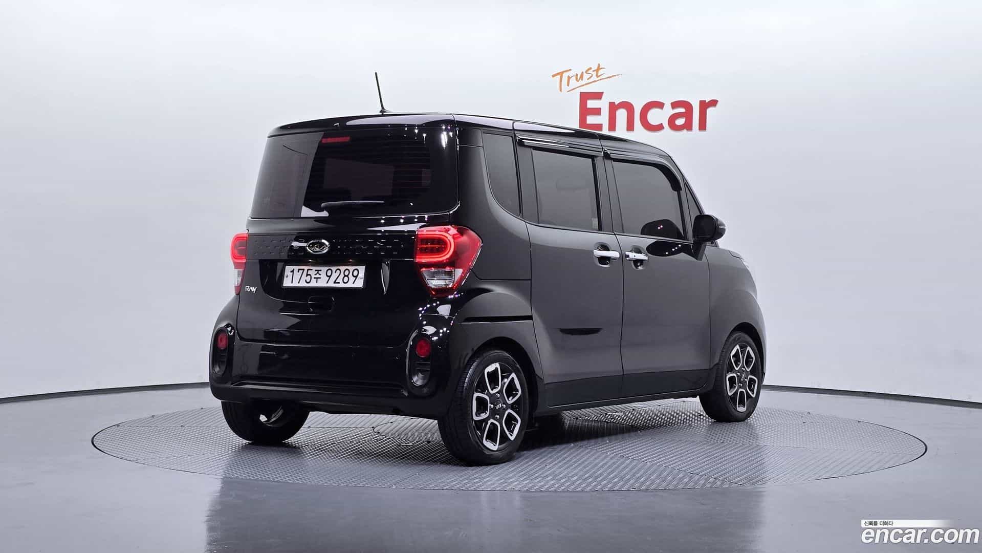 RAY Kia 2019.4-OUTER-002