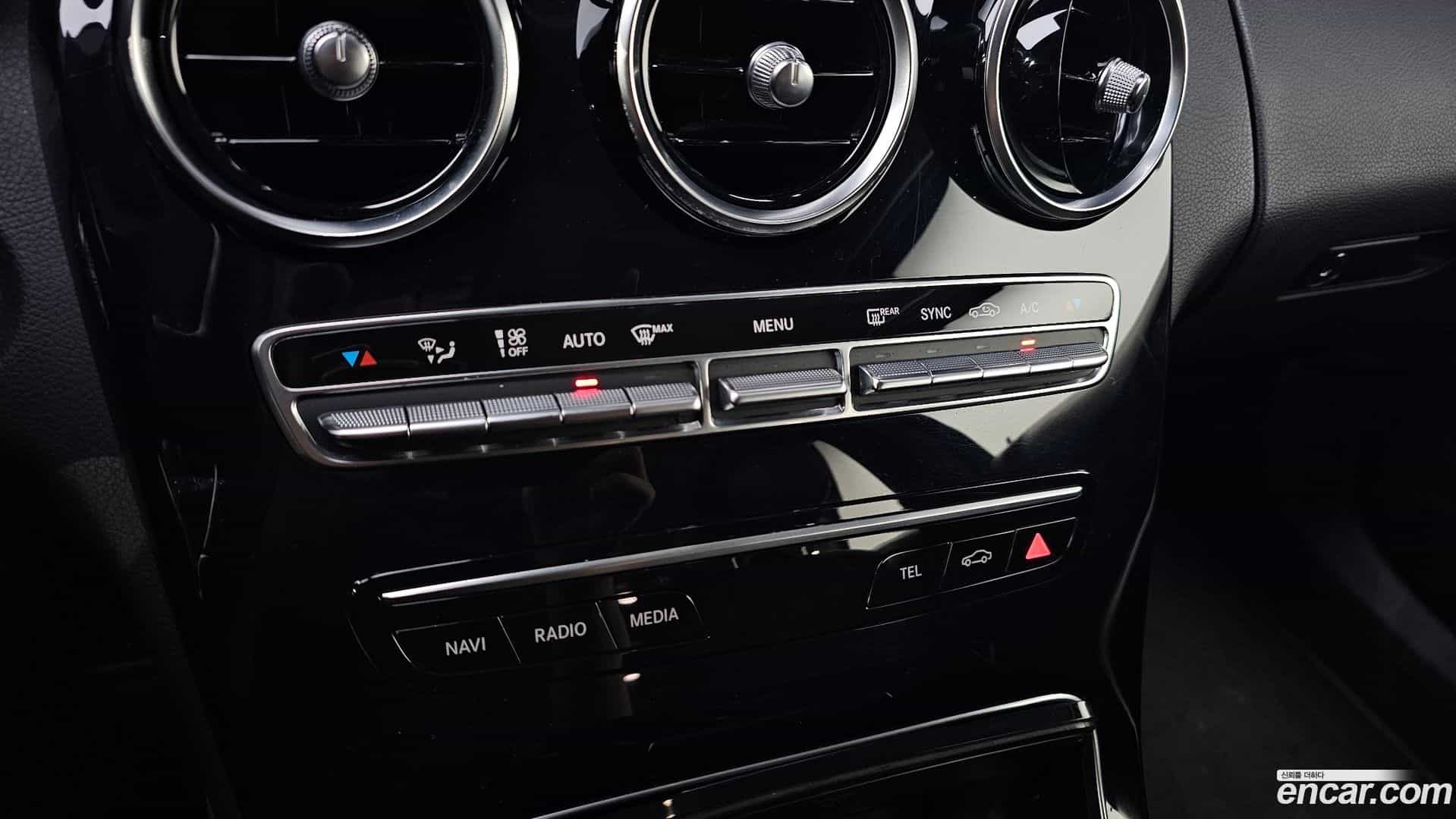 C-Class Mercedes-Benz 2019.8-OPTION-043