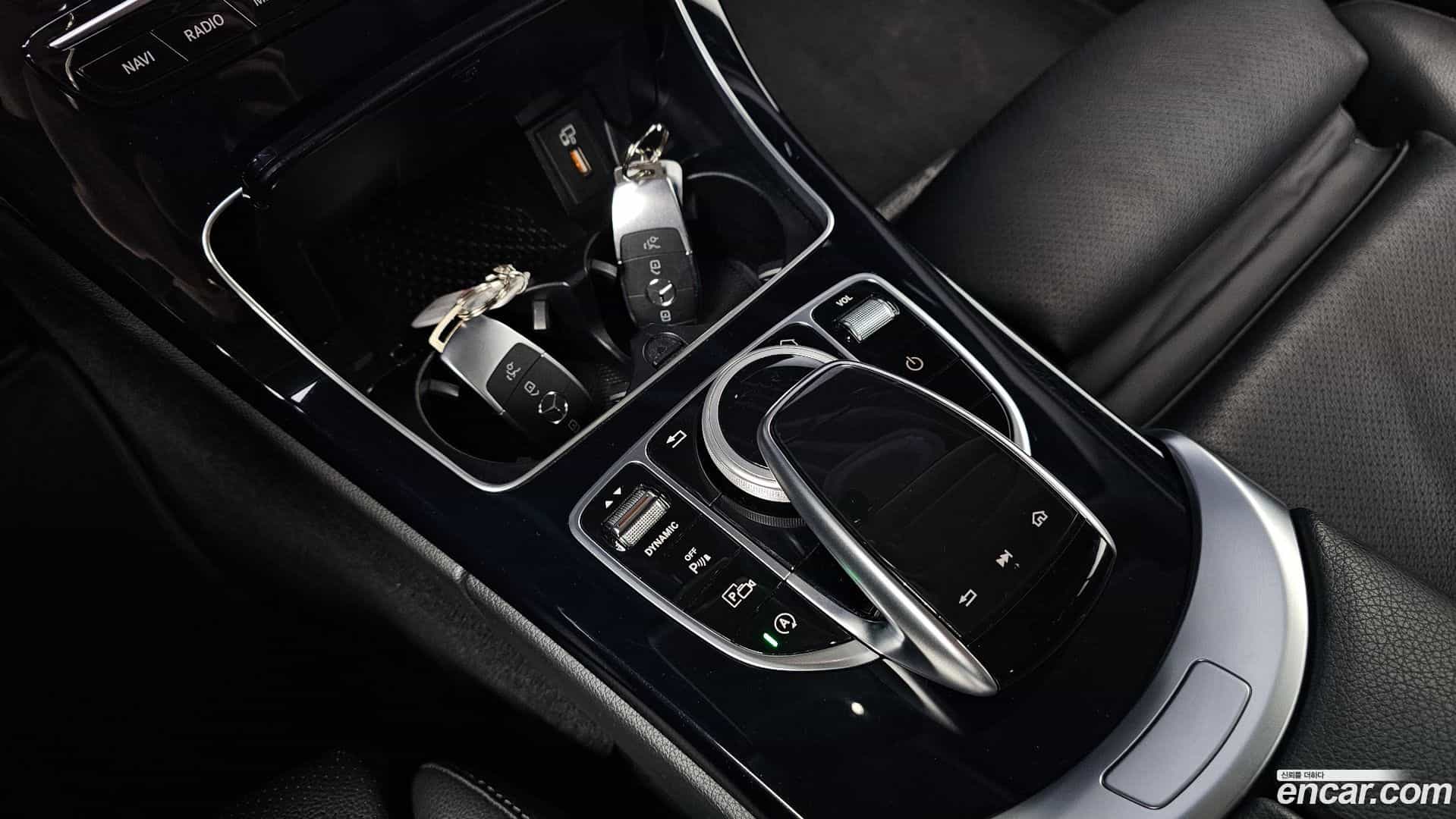 C-Class Mercedes-Benz 2019.8-OPTION-044