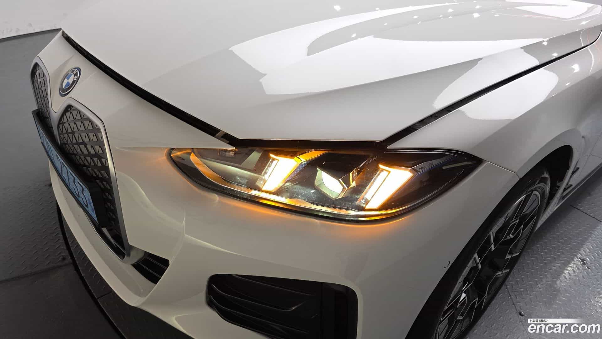 i4 BMW 2025.5-OUTER-032