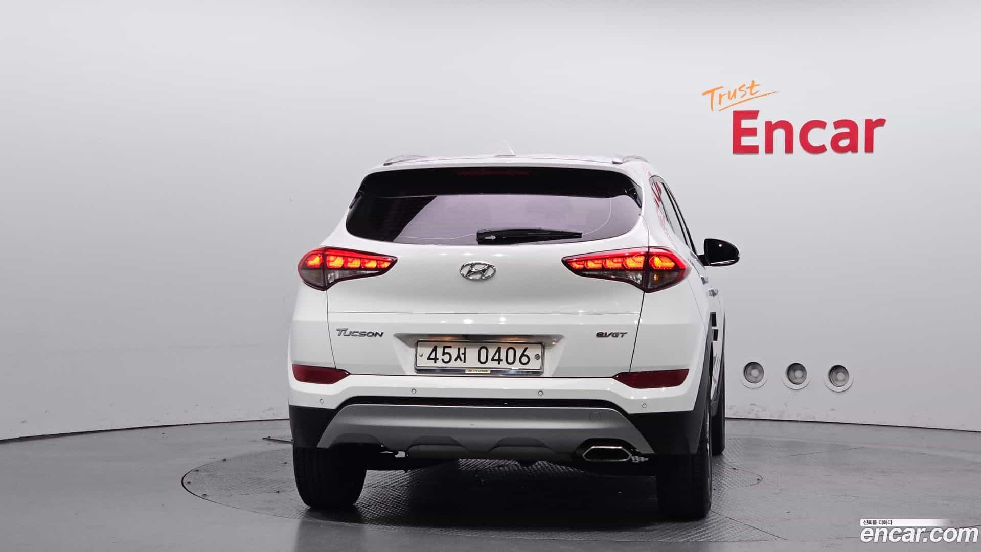Tucson Hyundai 2016.9-OUTER-004
