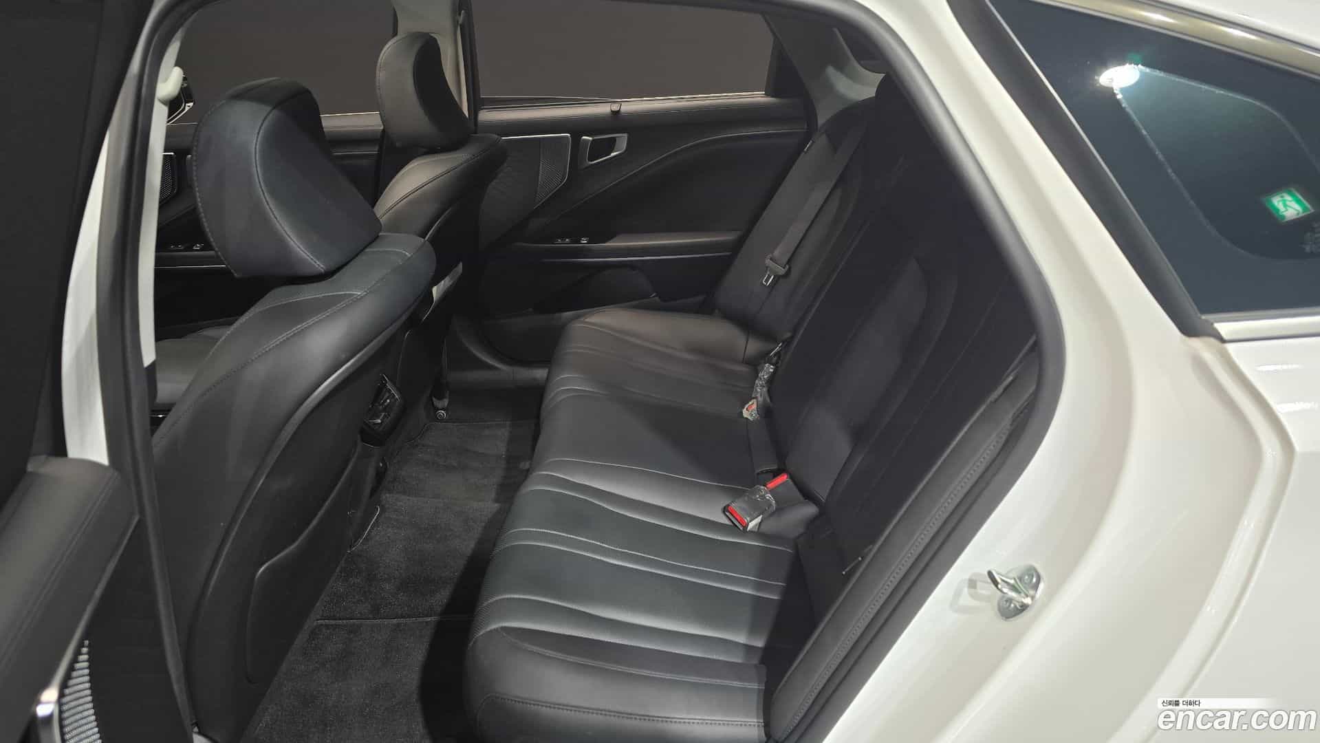 K8 Kia 2023.8-OPTION-015