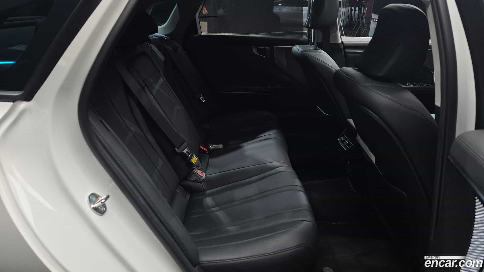 K8 Kia 2023.8-OPTION-016