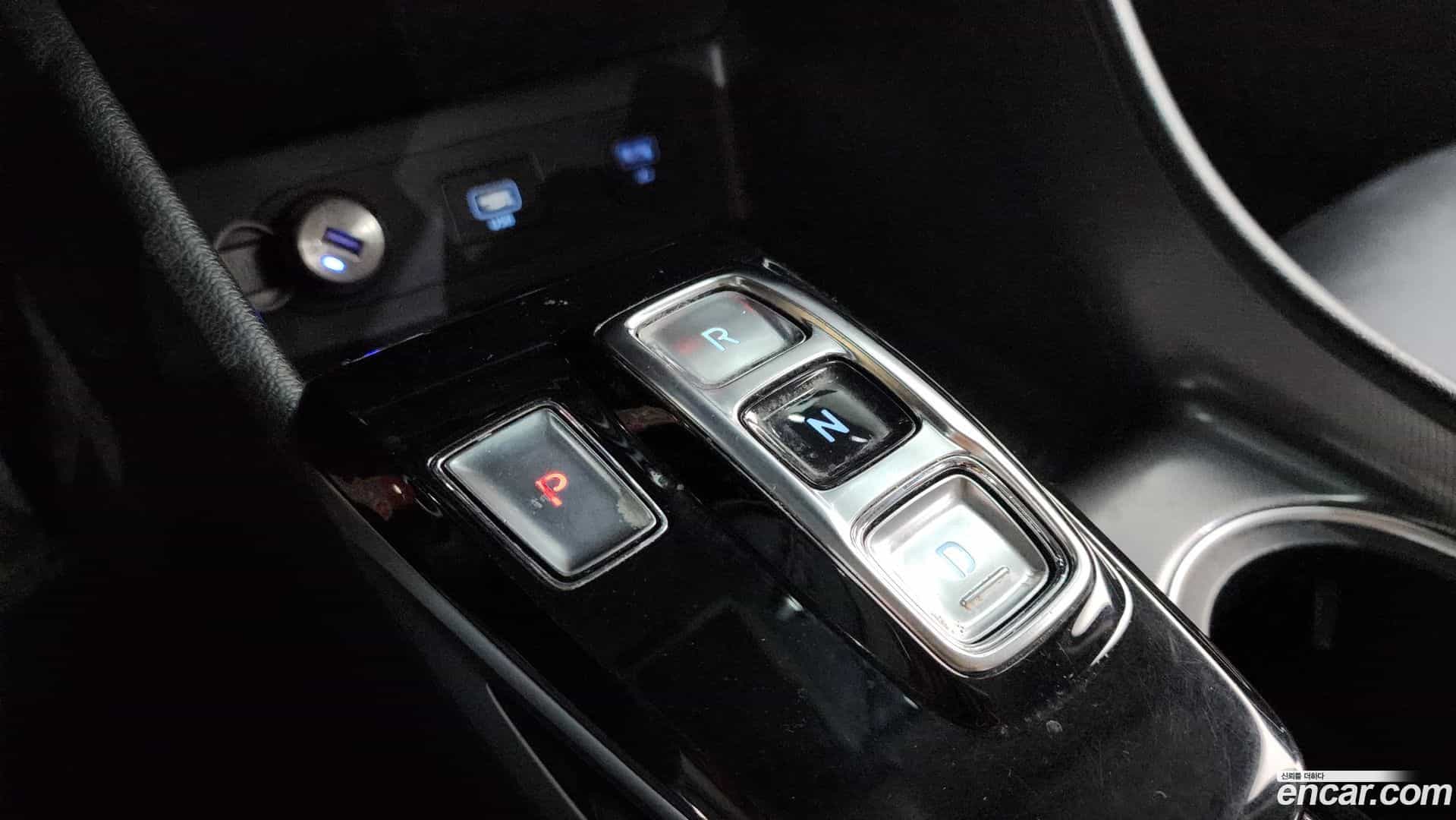 Sonata Hyundai 2022.2-INNER-009