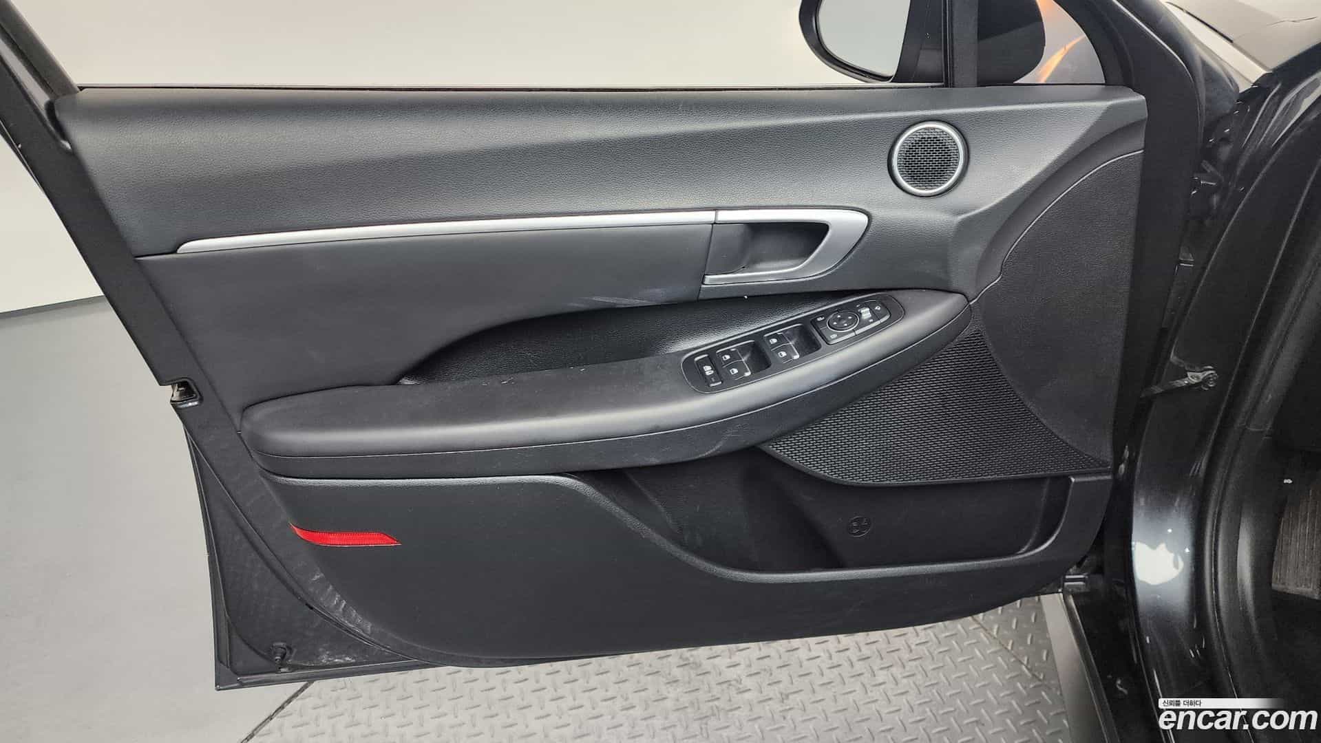 Sonata Hyundai 2022.2-INNER-034