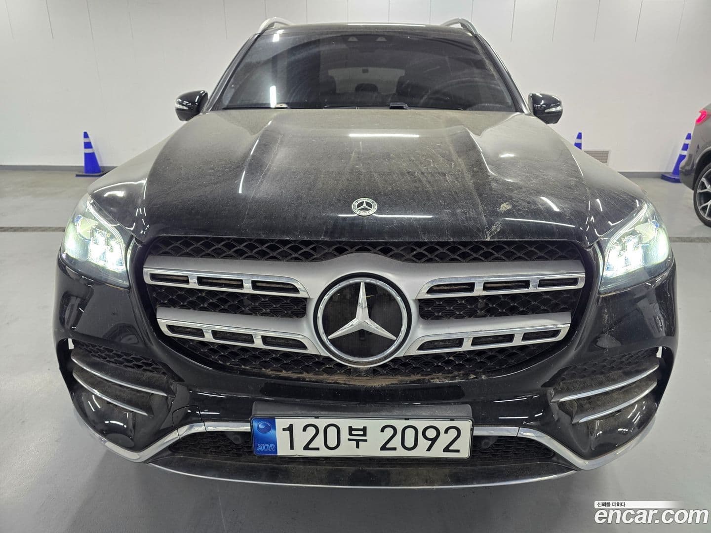 Main__Slider__Photo:GLS-Class Mercedes-Benz 2022.9-0