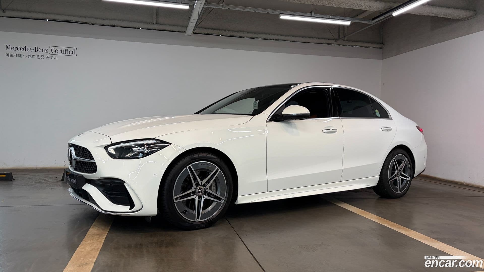 Main__Slider__Photo:C-Class Mercedes-Benz 2025.4-0