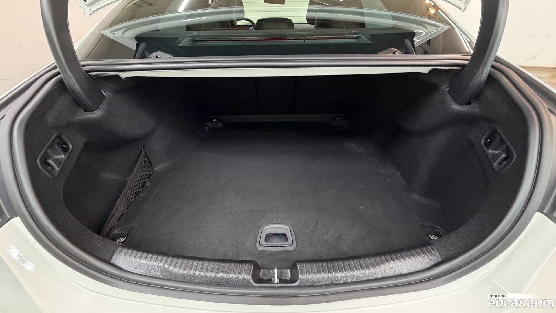 C-Class Mercedes-Benz 2025.4-OPTION-023
