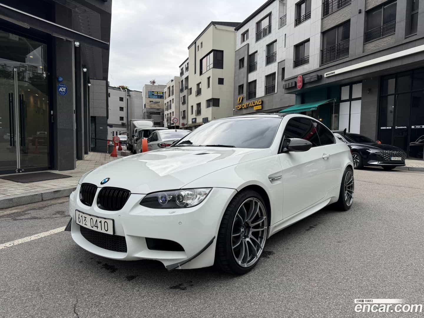 M3 BMW 2011.5-OUTER-001