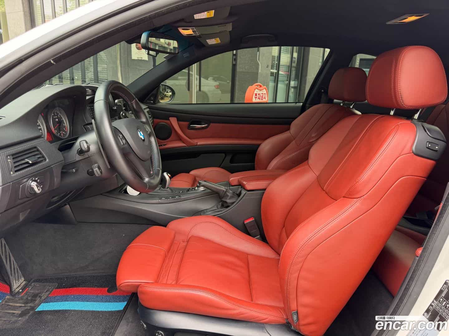 M3 BMW 2011.5-INNER-010