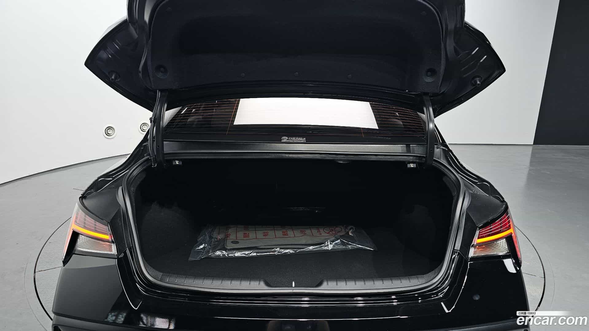 AVANTE Hyundai 2025.7-OPTION-024