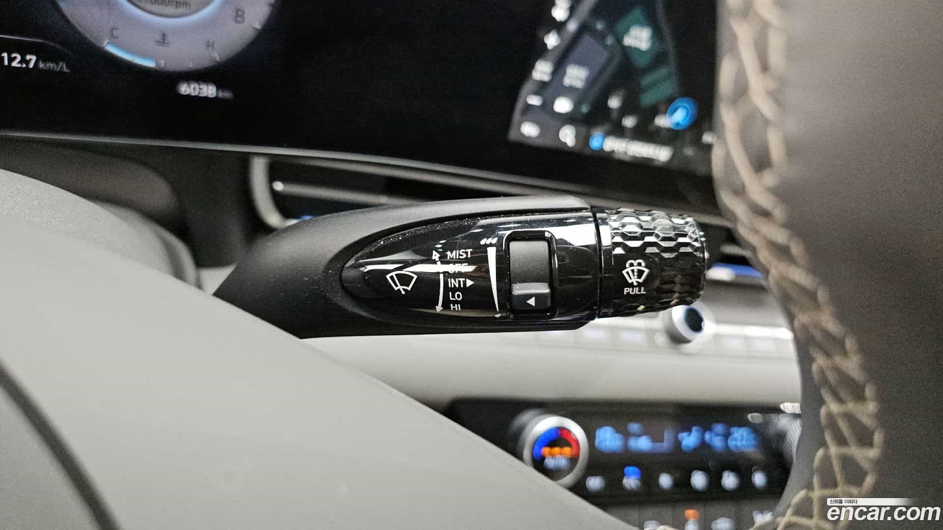 AVANTE Hyundai 2025.7-OPTION-040