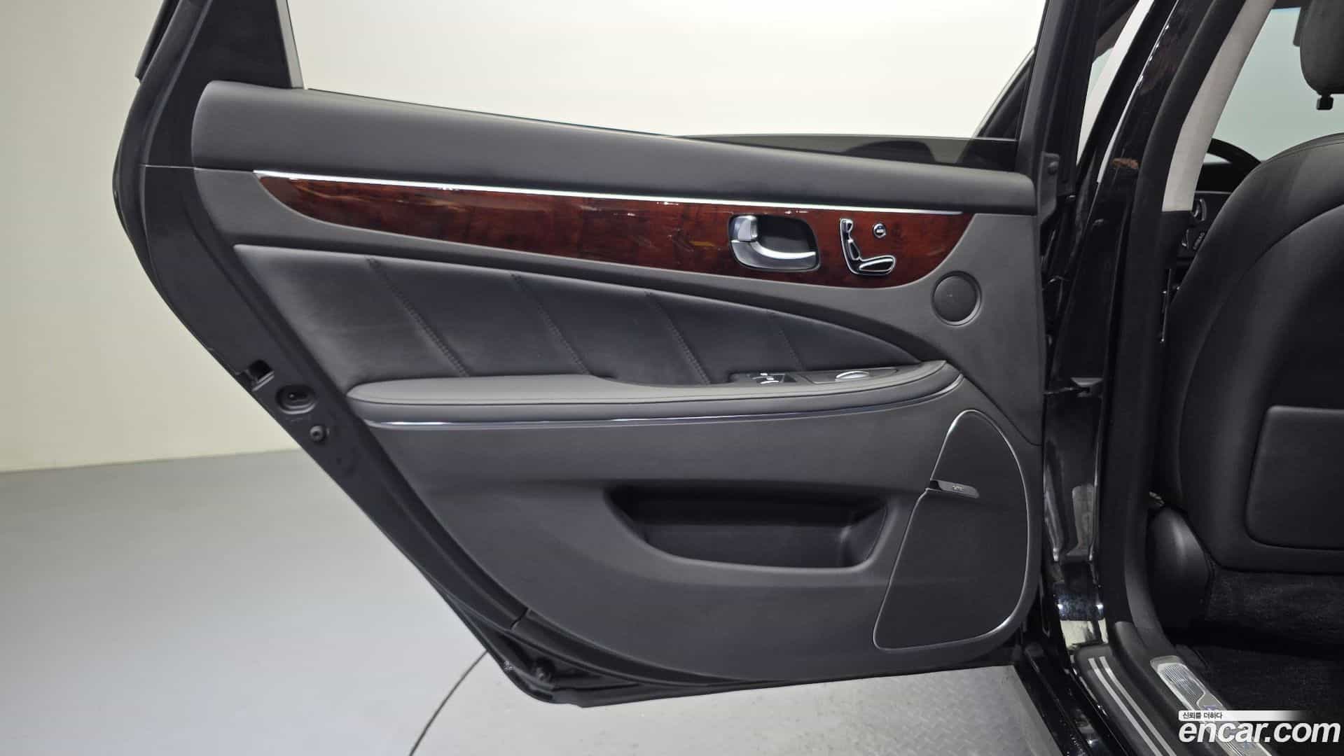 Equus Hyundai 2014.6-INNER-035