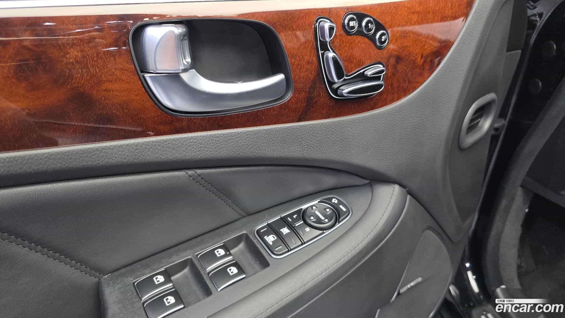 Equus Hyundai 2014.6-OPTION-041