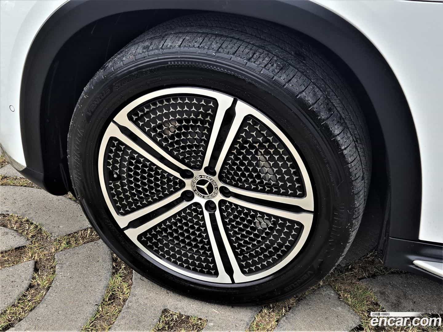 EQS Mercedes-Benz 2023.11-OUTER-005