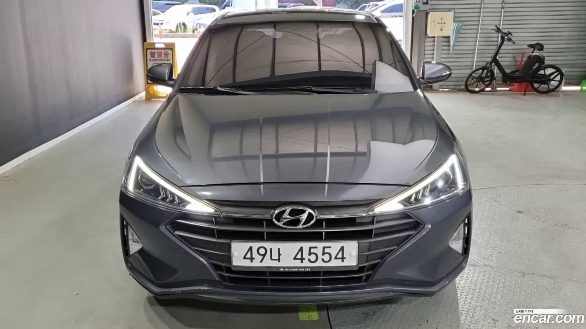 AVANTE Hyundai 2018.11-OUTER-003