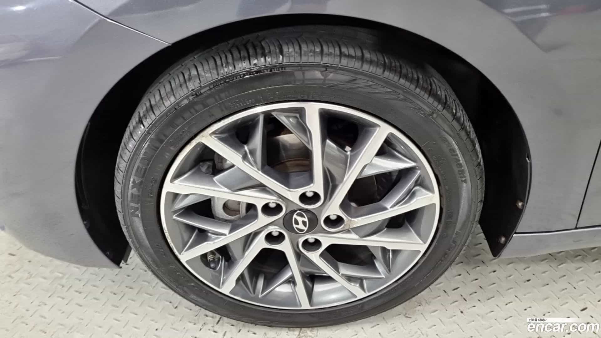 AVANTE Hyundai 2018.11-OUTER-005