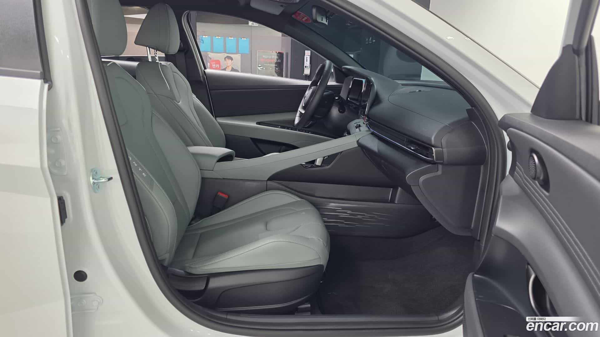 AVANTE Hyundai 2026.1-OPTION-015