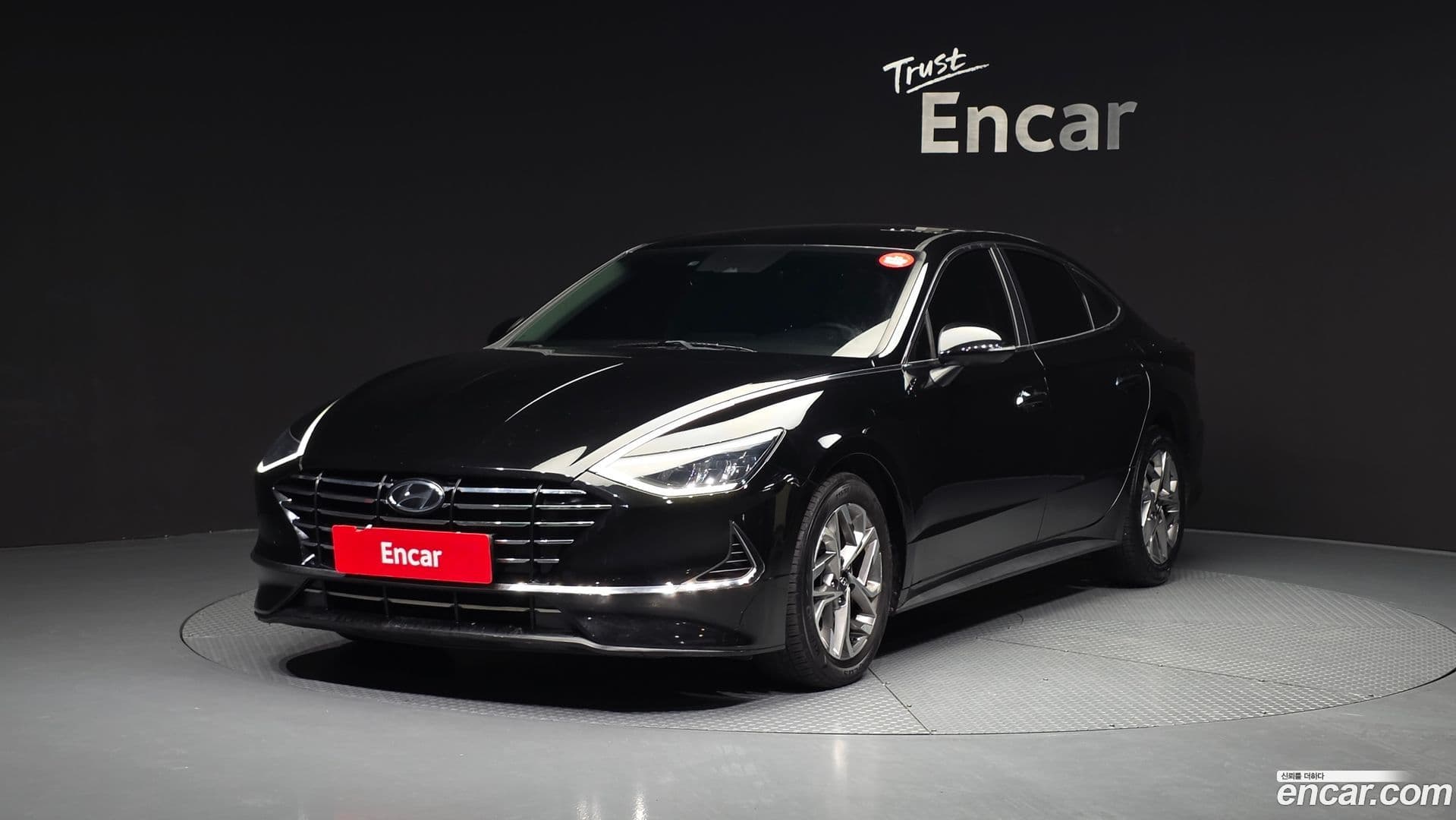 Main__Slider__Photo:Sonata Hyundai 2019.4-0